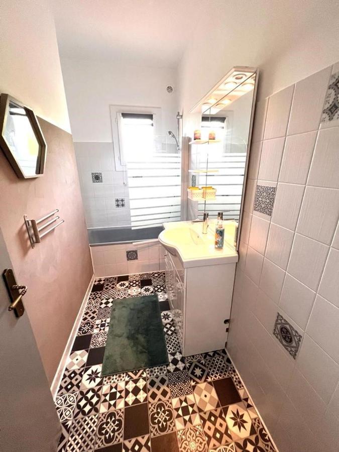 Provencal Style Home In Mediterranean Seaside Town La Londe-les-Maures Luaran gambar